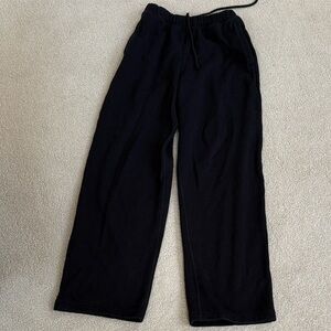 woman’s skims Sweatpants